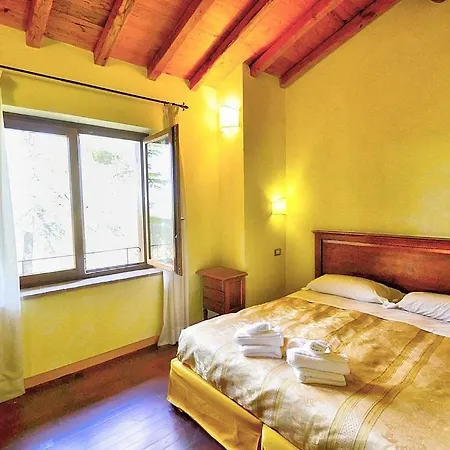 In Via Lippia Sleeps 3 With Pool And Air Con 빌라 *