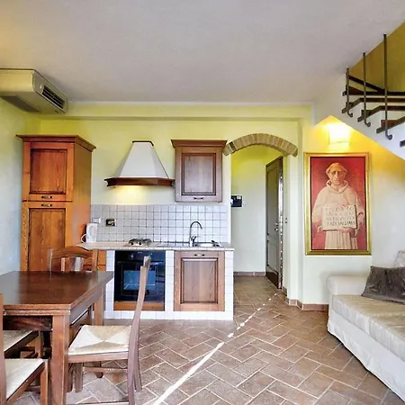 In Via Lippia Sleeps 3 With Pool And Air Con 콜레스트라다