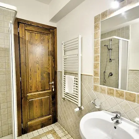 In Via Lippia Sleeps 3 With Pool And Air Con