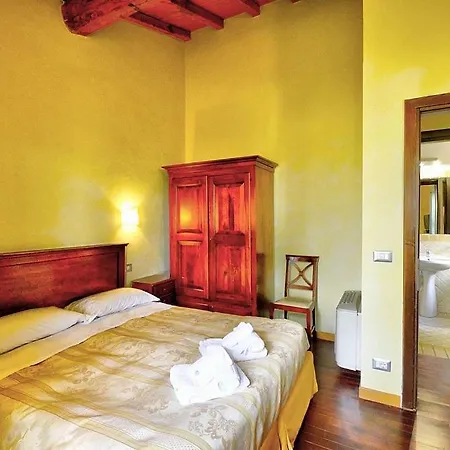 In Via Lippia Sleeps 3 With Pool And Air Con 콜레스트라다